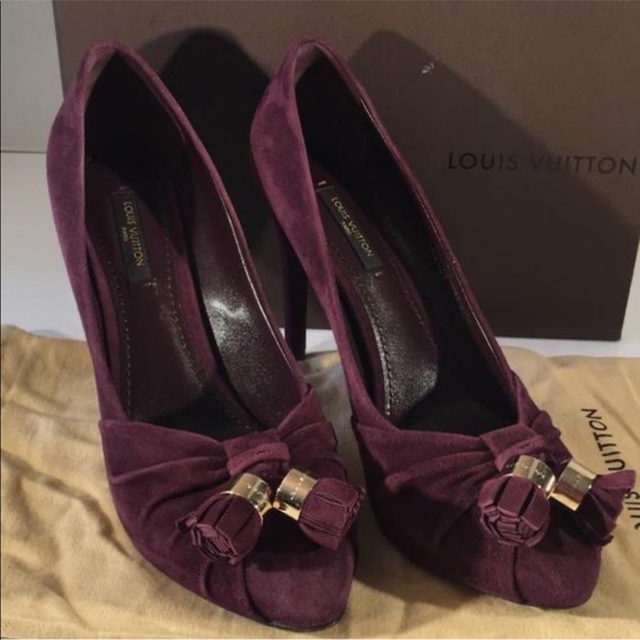 Authentic Guaranteed Louis Vuitton Swede Pumps - Picture 9 of 11